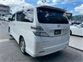 2010 Toyota Vellfire