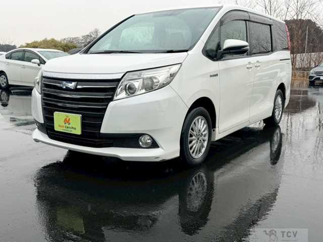 2014 Toyota Noah