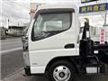 2014 Mitsubishi Canter