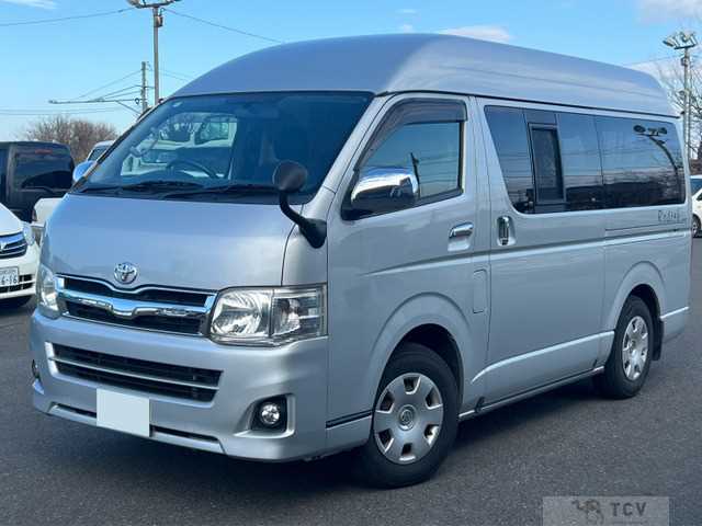 2011 Toyota Hiace Van