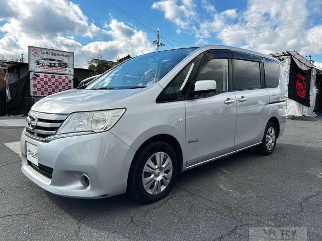 2013 Nissan Serena