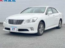 2011 Toyota Crown