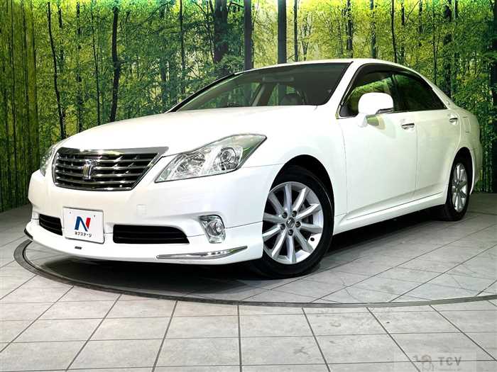 2012 Toyota Crown