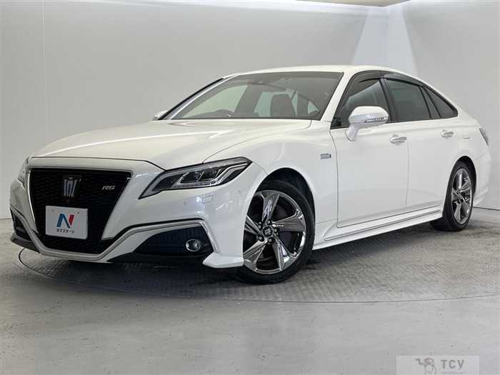 2018 Toyota Crown Hybrid