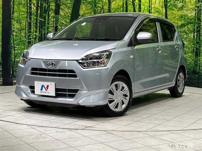 2017 Daihatsu Mira Es