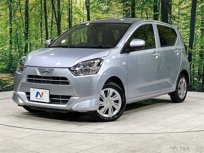 2022 Daihatsu Mira Es