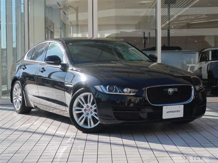 2017 Jaguar XE