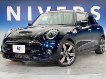 2020 U.K. Others U.K. Others