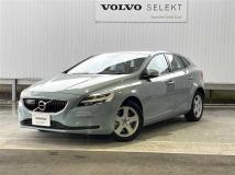2017 Volvo V40