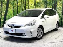 2012 Toyota PRIUS α