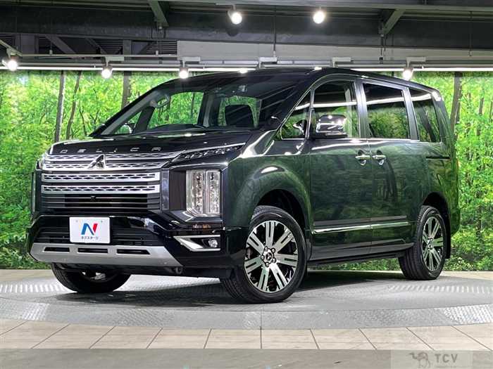 2022 Mitsubishi Delica D5