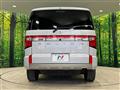 2024 Mitsubishi Delica D5
