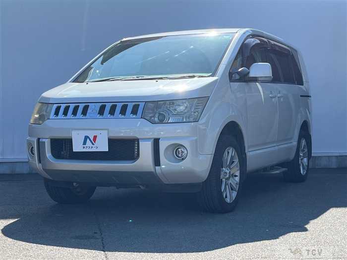 2009 Mitsubishi Delica D5