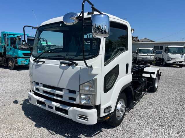 2010 Isuzu Isuzu Others