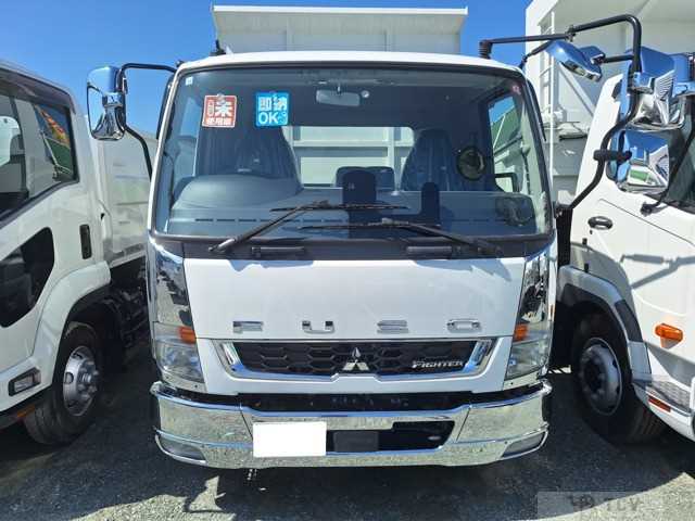 2023 Mitsubishi Fighter