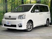 2013 Toyota Voxy