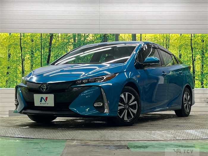 2022 Toyota Prius PHV