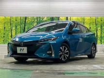 2022 Toyota Prius PHV