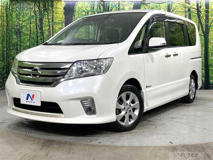 2013 Nissan Serena
