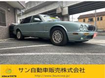 2000 Jaguar XJ Series