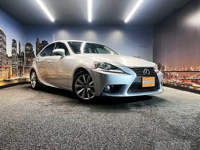 2013 Lexus IS