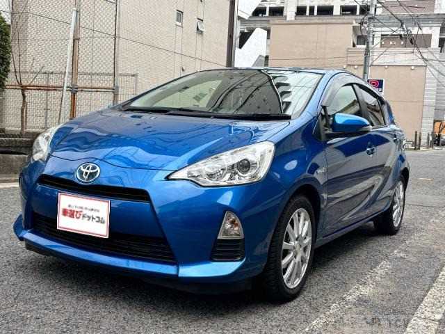 2013 Toyota AQUA