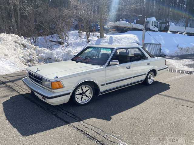 1985 Nissan Gloria Hardtop