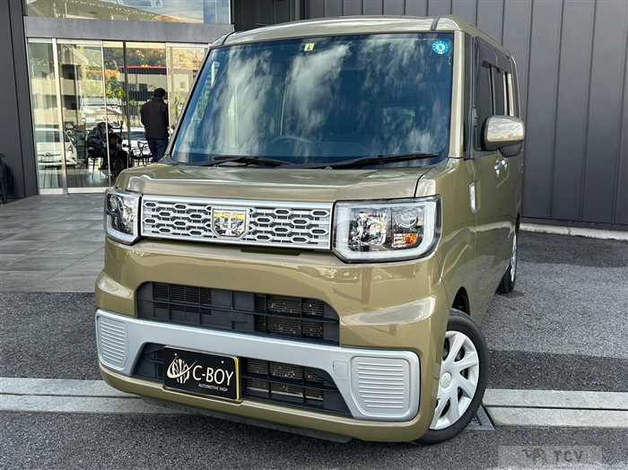 2015 Daihatsu WAKE