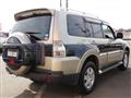 2006 Mitsubishi Pajero