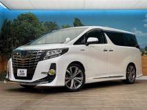 2015 Toyota Alphard Hybrid