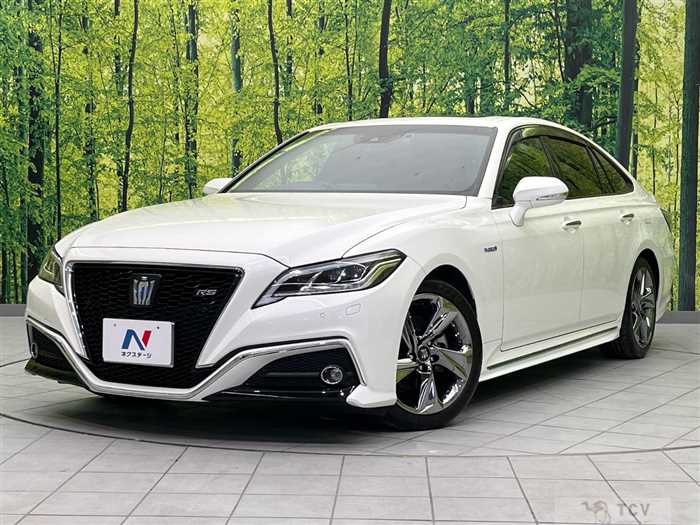 2018 Toyota Crown Hybrid