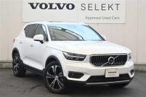 2022 Volvo XC40