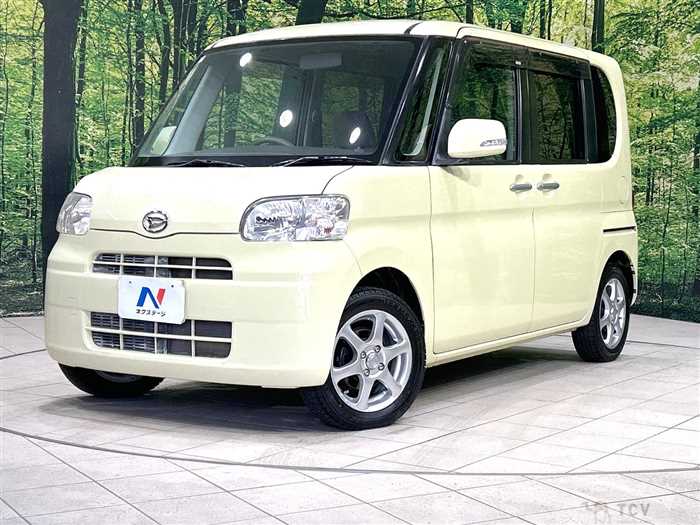 2011 Daihatsu Tanto