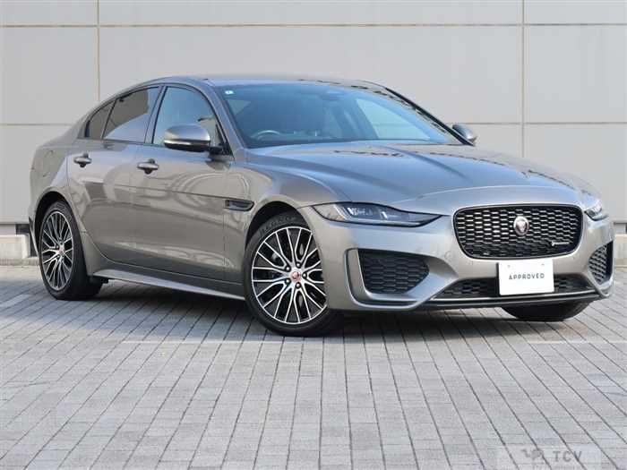 2022 Jaguar XE