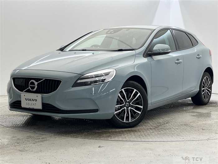 2018 Volvo V40