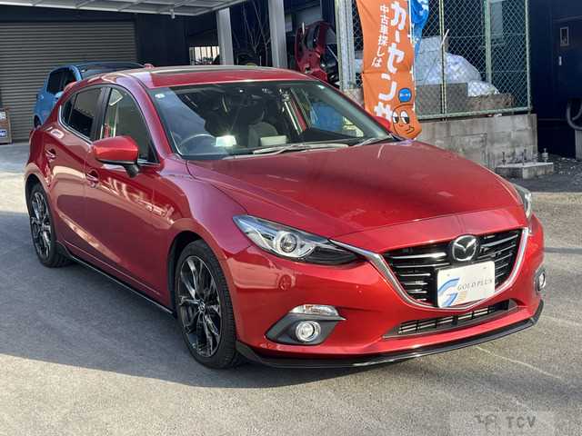 2014 Mazda Axela