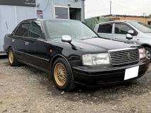 2000 Toyota Crown Sedan