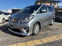 2013 Toyota Alphard G