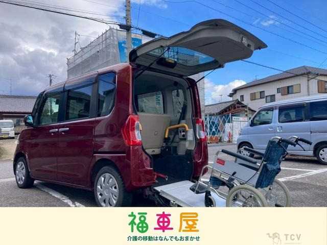 2017 Daihatsu Tanto