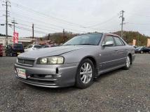 2000 Nissan Skyline