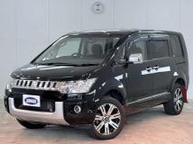 2016 Mitsubishi Delica D5