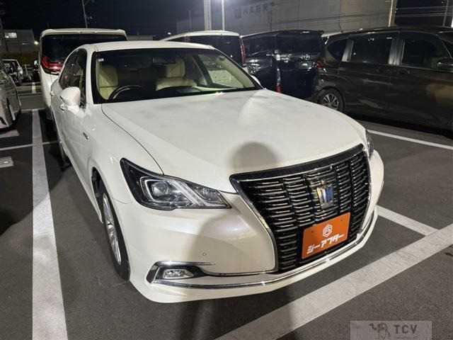 2016 Toyota Crown