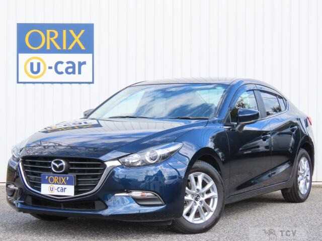 2017 Mazda Axela