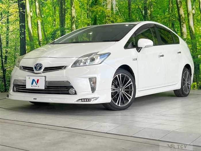 2013 Toyota Prius PHV