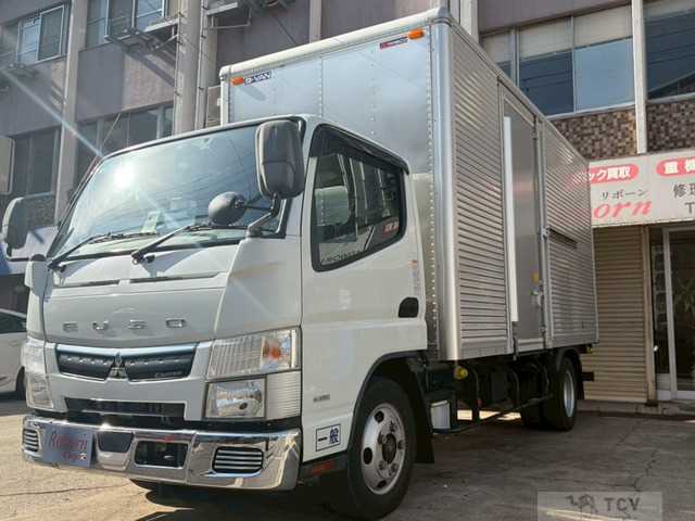 2020 Mitsubishi Canter