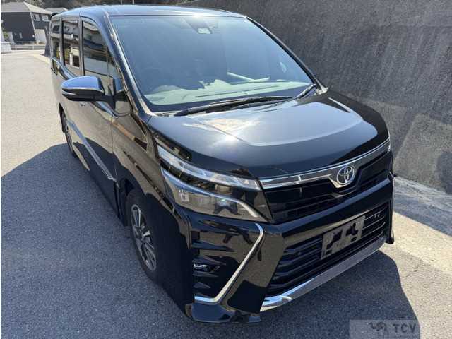 2020 Toyota Voxy