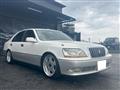 2001 Toyota Crown Majesta