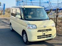 2010 Daihatsu Tanto