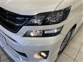2014 Toyota Vellfire