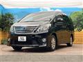 2013 Toyota Alphard Hybrid